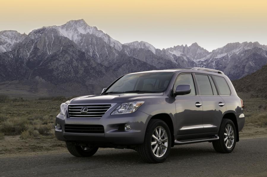  Lexus LX570 2008 года  (фото 126 из 221)